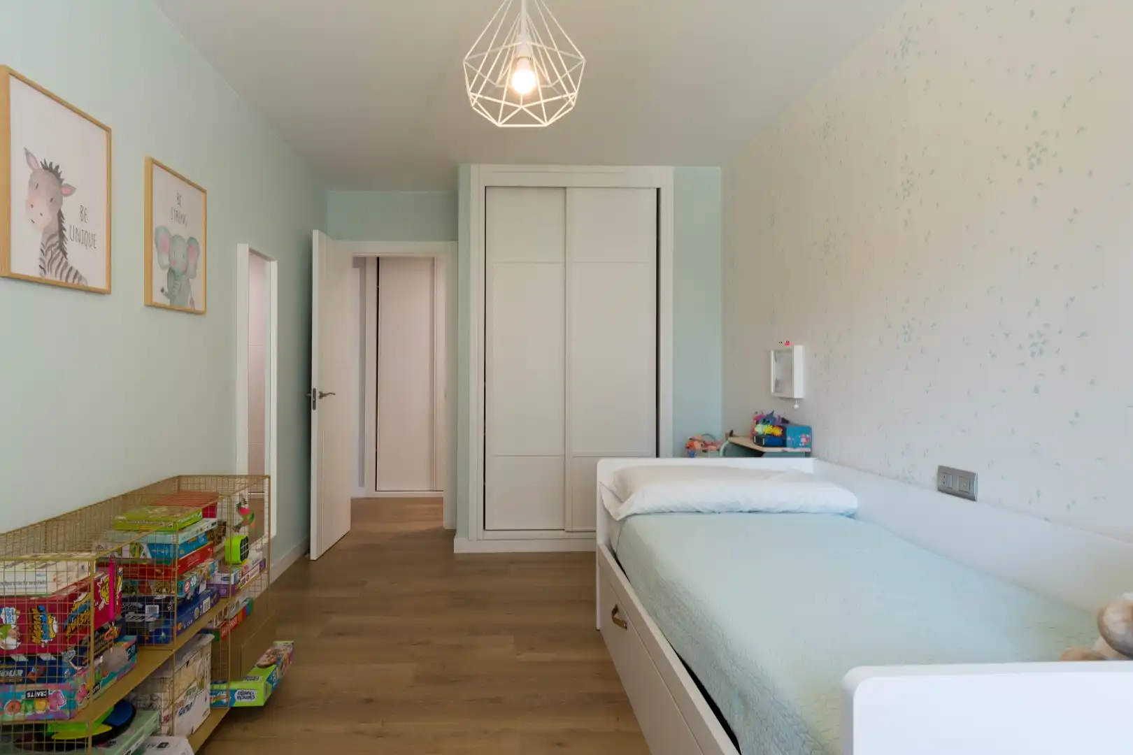 Piso en venta en Rua Enrique Mariñas Romero, 202, Someso - Matogrande Habitación de Piso en venta en A Coruña Capital con Calefacción, Parquet y Trastero