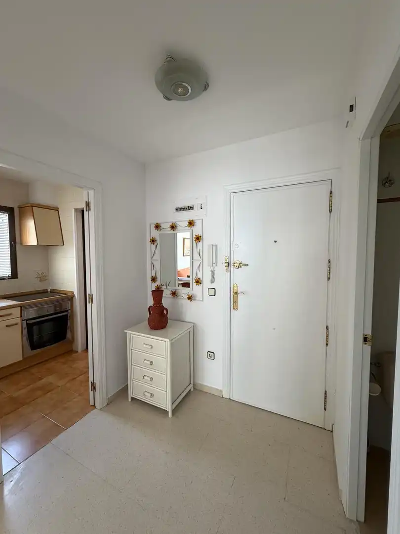 Wohnung zur Miete in Finestrat mit Klimaanlage, Privatgarten und Schwimmbad