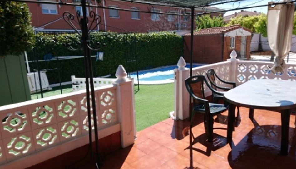 Casa o chalet de alquiler en Calle Marqués de Santillana, 30, Villanueva de la Torre, Guadalajara - imagen 1 Foto 1 de Casa o chalet de alquiler en Calle Marqués de Santillana, 30, Villanueva de la Torre, Guadalajara