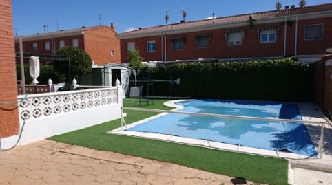Casa o chalet de alquiler en Calle Marqués de Santillana, 30, Villanueva de la Torre, Guadalajara - imagen 2 Foto 2 de Casa o chalet de alquiler en Calle Marqués de Santillana, 30, Villanueva de la Torre, Guadalajara