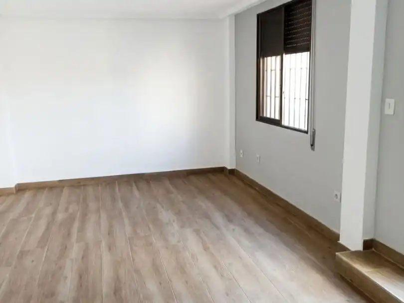 Àtic de lloguer a Carrer dels Carters, 46, L'Hort de Senabre Dormitori de Àtic de lloguer en Valencia amb Aire condicionat, Jardí privat i Parquet