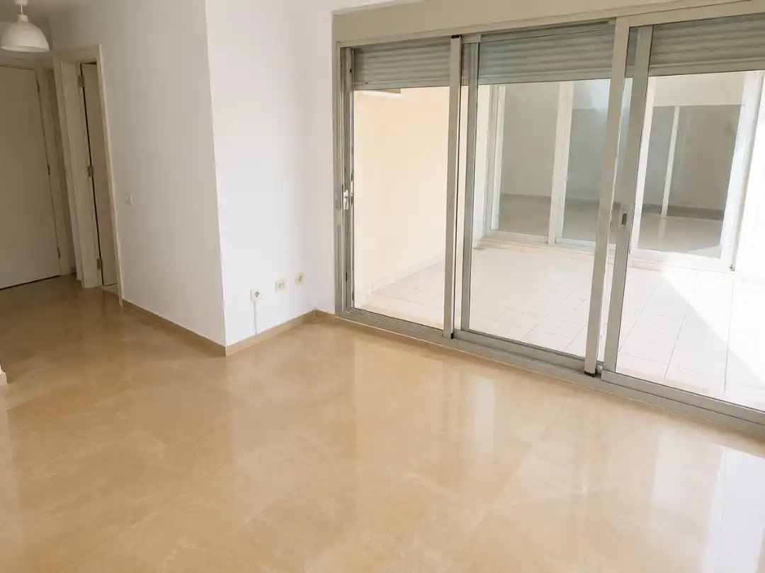 Flat for rent in Calle Kandinsky, 1, El Tejar - Hacienda Bizcochero Flat for rent in Málaga with Air Conditioner, Heating and Terrace
