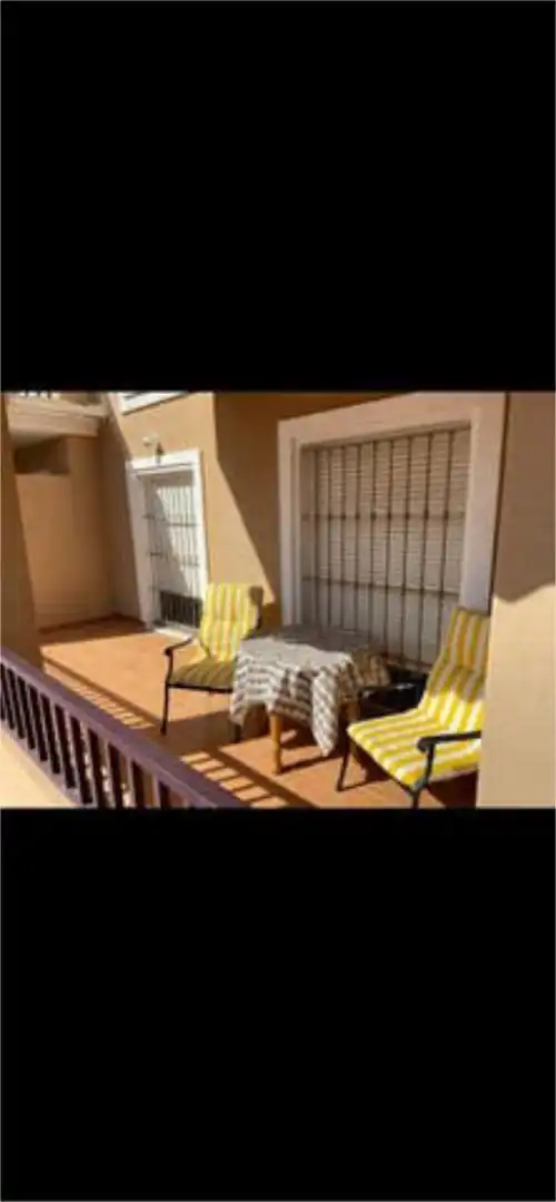 Terraza de Piso de alquiler en La Línea de la Concepción con Calefacción, Jardín privado y Terraza