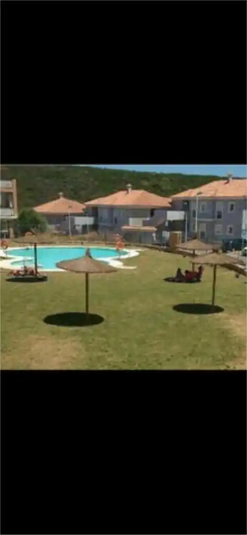 Piscina de Piso de alquiler en La Línea de la Concepción con Calefacción, Jardín privado y Terraza