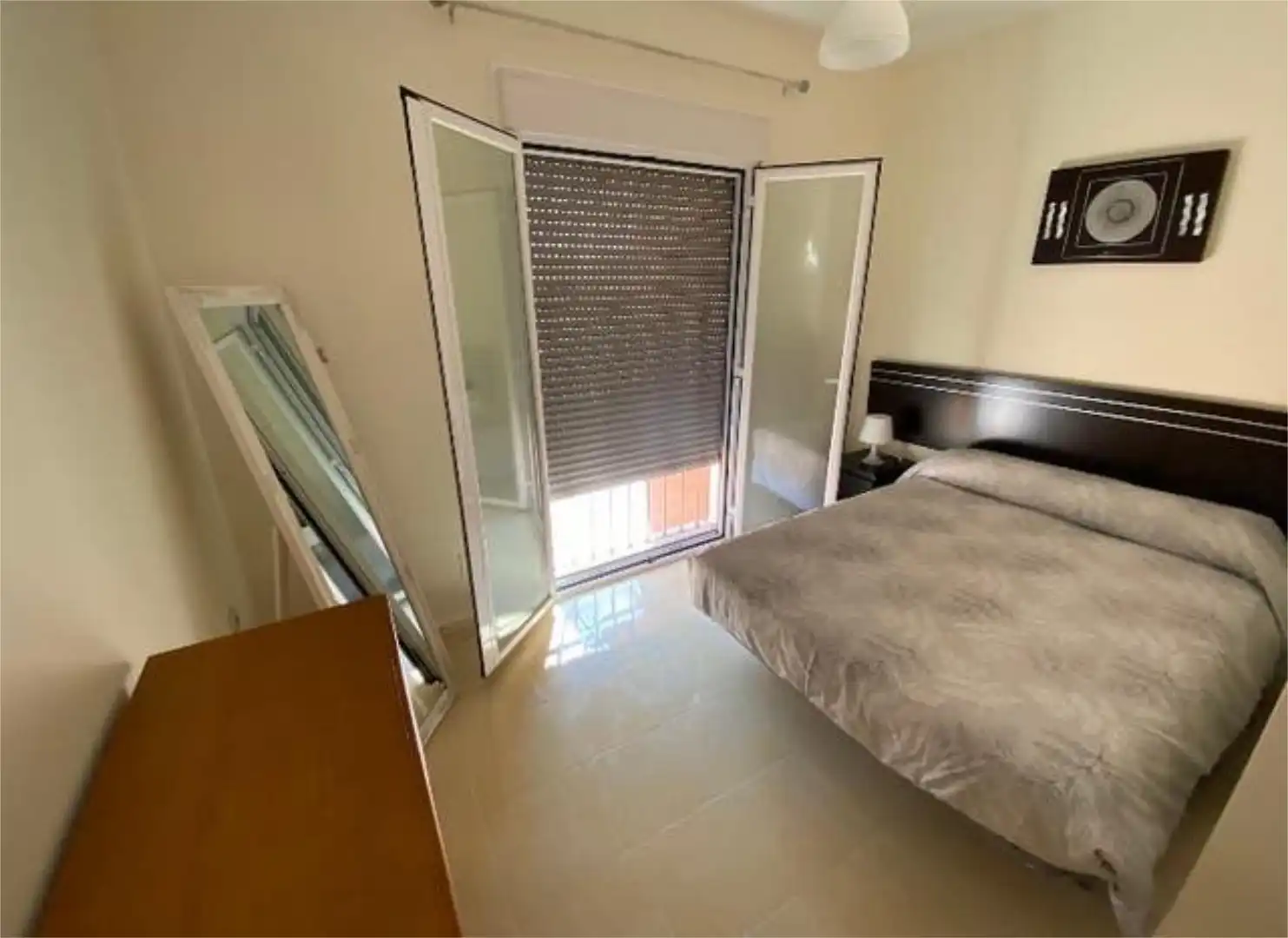 Habitación de Piso de alquiler en La Línea de la Concepción con Calefacción, Jardín privado y Terraza