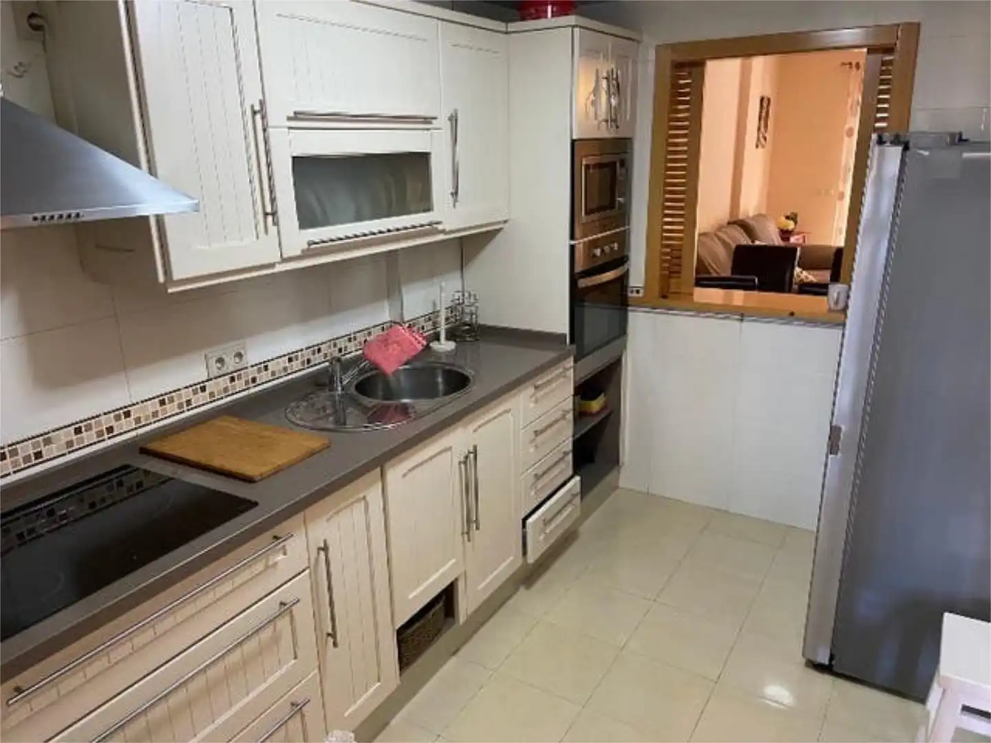 Cocina de Piso de alquiler en La Línea de la Concepción con Calefacción, Jardín privado y Terraza