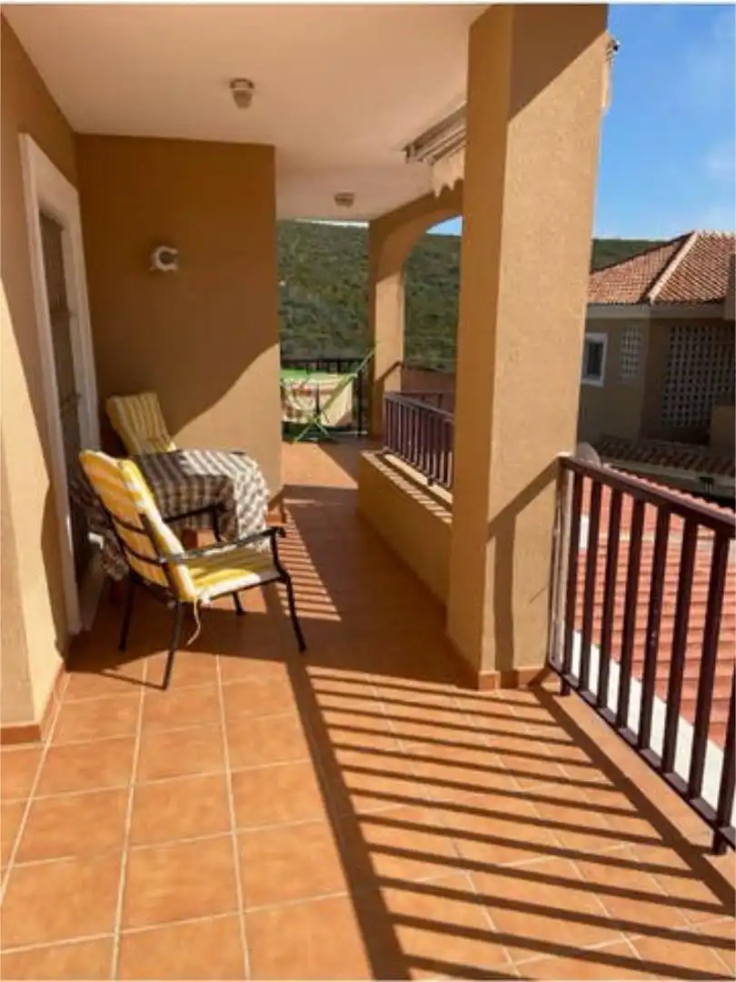 Terraza de Piso de alquiler en La Línea de la Concepción con Calefacción, Jardín privado y Terraza