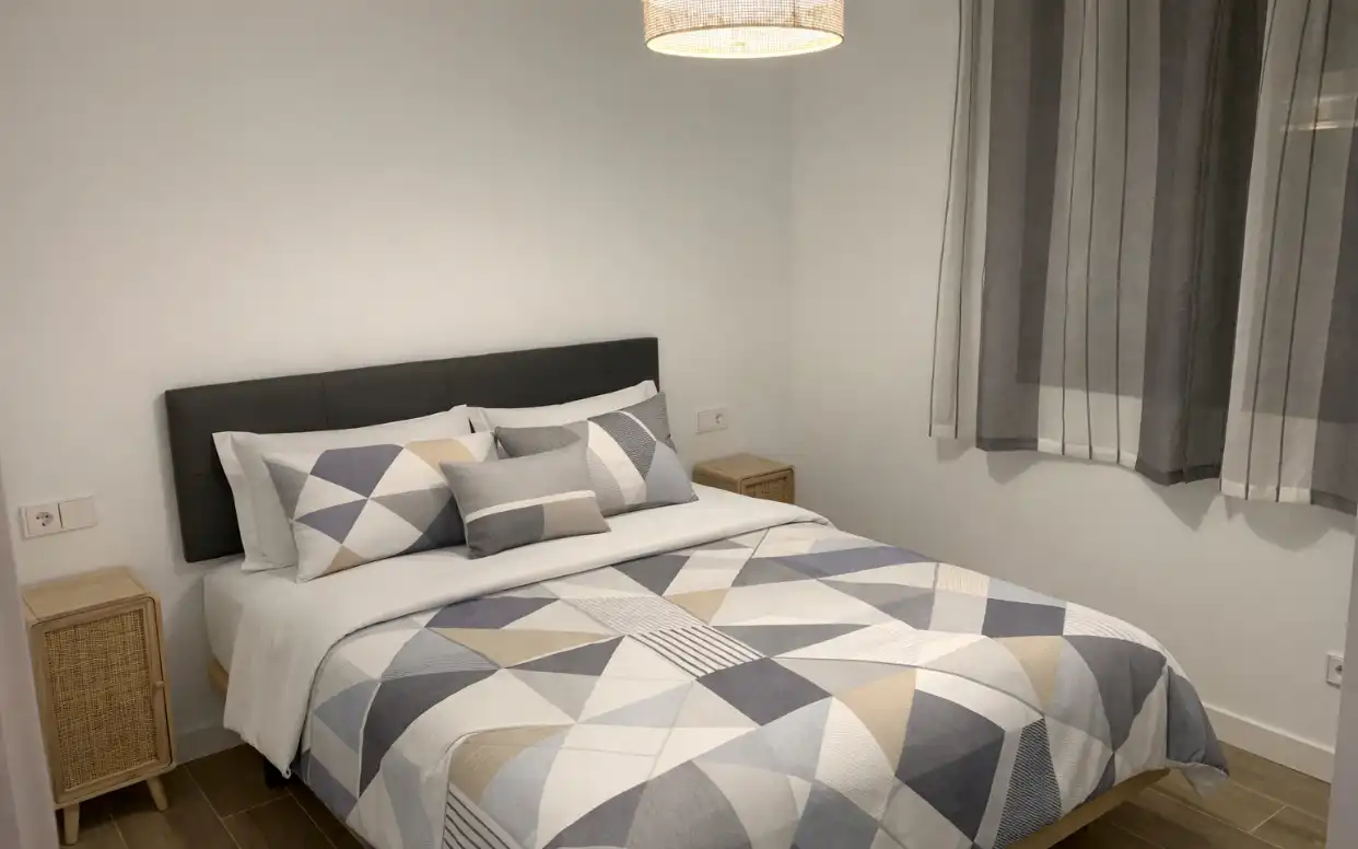 Flat for rent in Avenida de la Marina Española, 26, La Flota Bedroom of Flat for rent in Murcia with Air Conditioner, Heating and Private garden