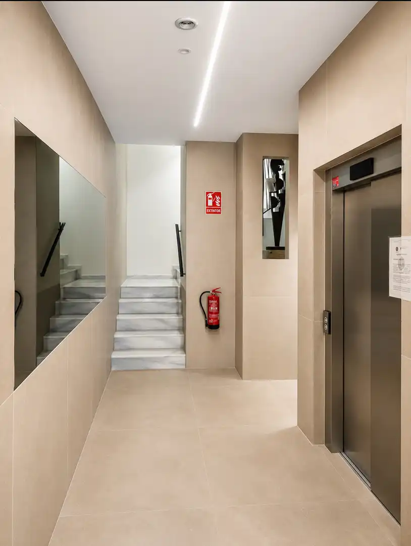Flat for rent in Avenida de la Marina Española, 26, La Flota Flat for rent in Murcia with Air Conditioner, Heating and Private garden