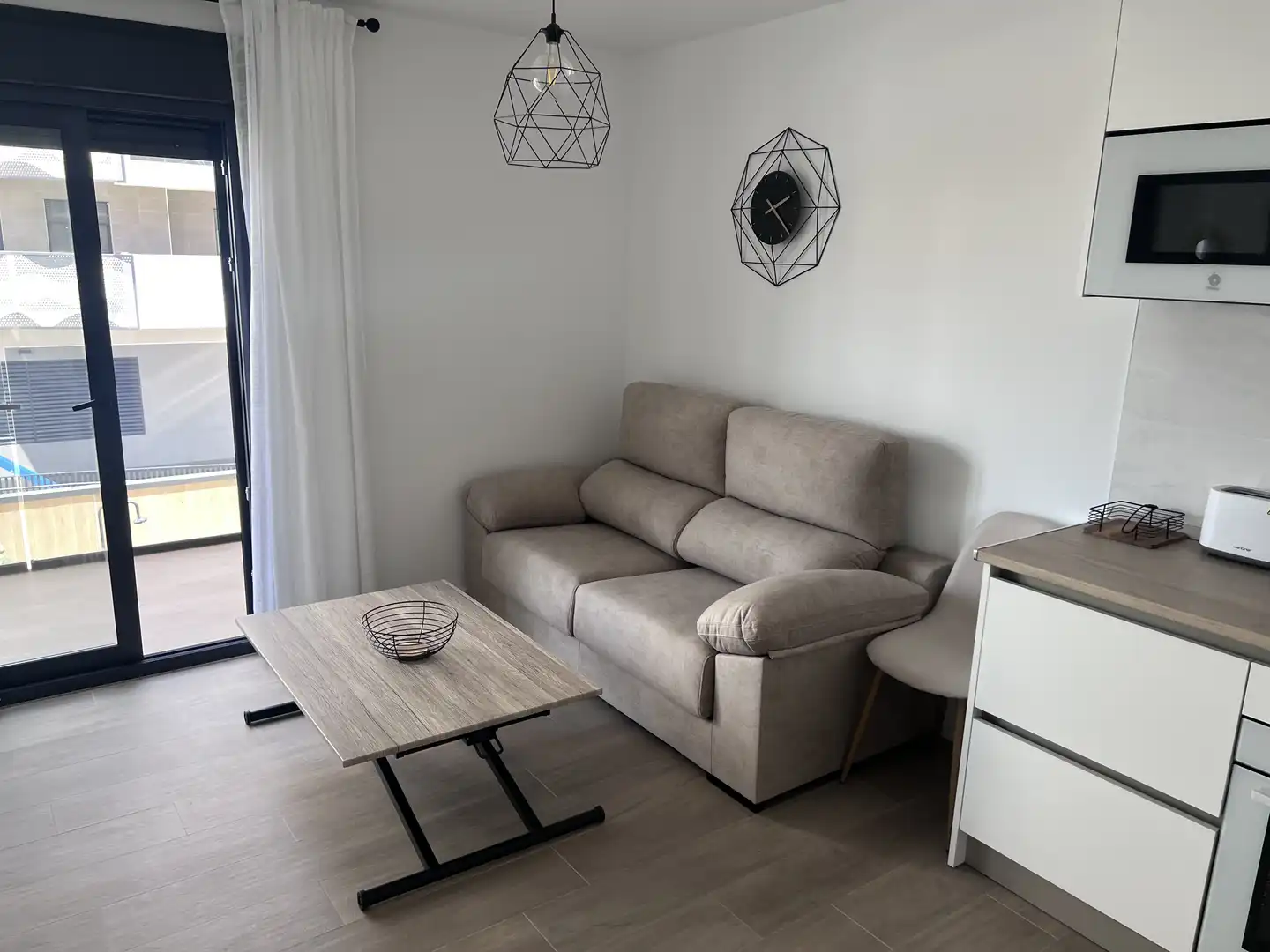 Flat for rent in Avenida de la Marina Española, 26, La Flota Living room of Flat for rent in Murcia with Air Conditioner, Heating and Private garden