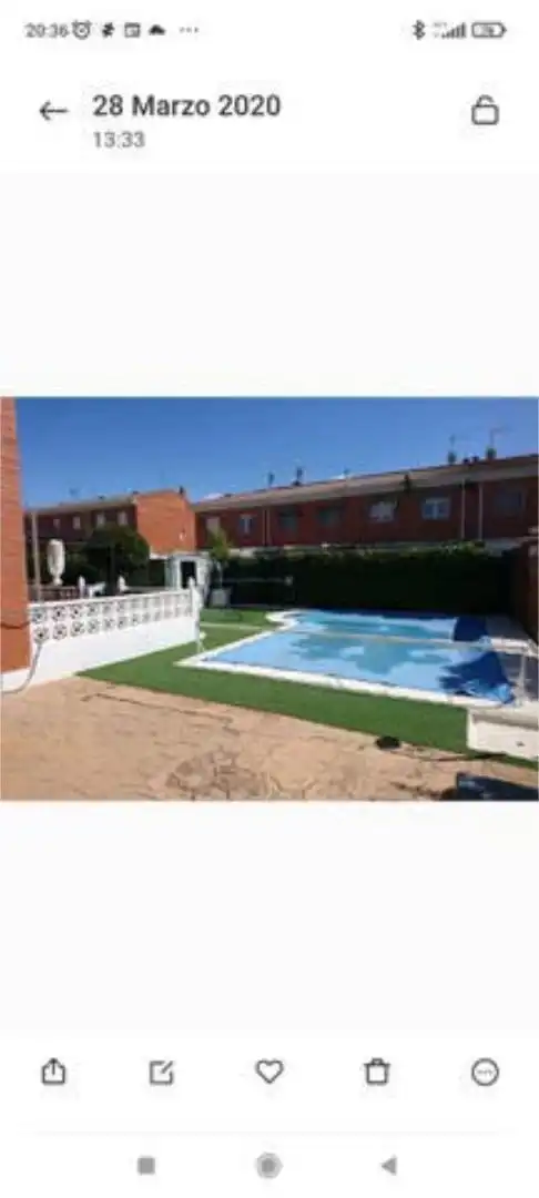 Piscina de Casa adosada de alquiler en Villanueva de la Torre con Calefacción, Jardín privado y Terraza