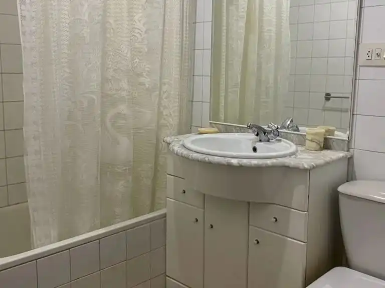 Flat for rent in Ronda das Mercedes, 48, San Roque - As Fontiñas Bathroom of Flat for rent in Lugo with Heating, Terrace and Furnished