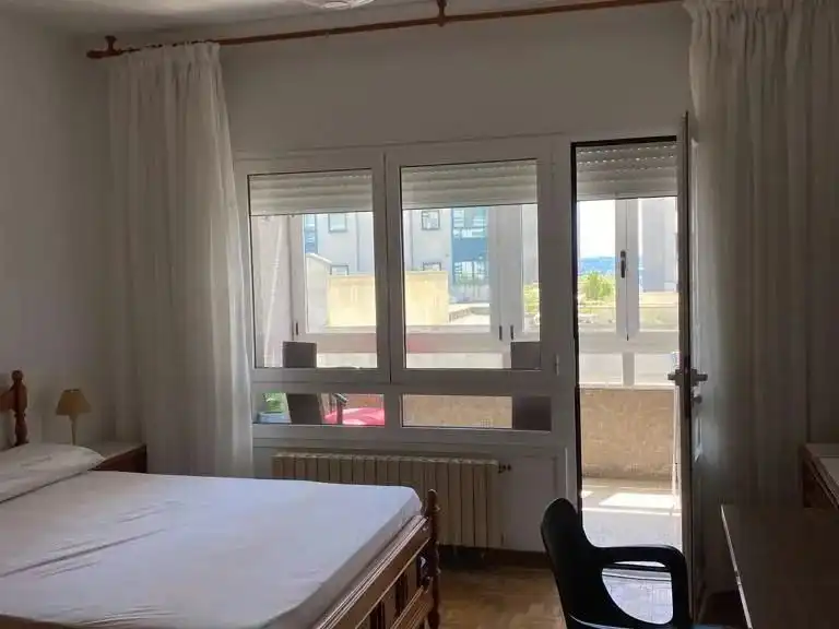 Flat for rent in Ronda das Mercedes, 48, San Roque - As Fontiñas Bedroom of Flat for rent in Lugo with Heating, Terrace and Furnished