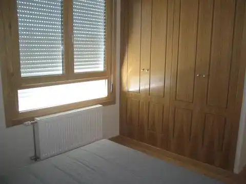 Piso de alquiler en Calle Benito Pérez Galdós, 33, Universidad - Las Huelgas Habitación de Piso de alquiler en Burgos con Calefacción, Parquet y Terraza