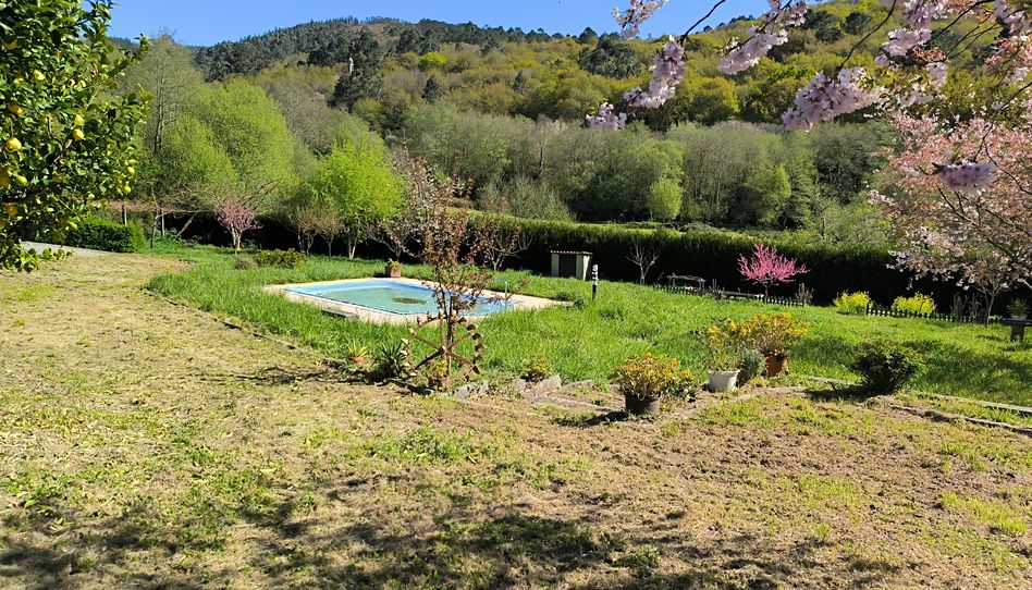 Casa o chalet en venta en Avenida Santiago, 116, A Estrada , Pontevedra - imagen 1 Foto 1 de Casa o chalet en venta en Avenida Santiago, 116, A Estrada , Pontevedra