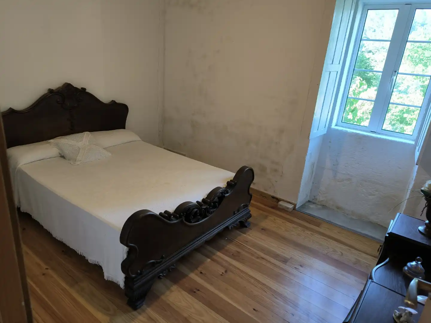 Casa o xalet en venda a Avenida Santiago, 116, A Estrada Dormitori de Casa o xalet en venda en A Estrada amb Calefacció, Jardí privat i Parquet