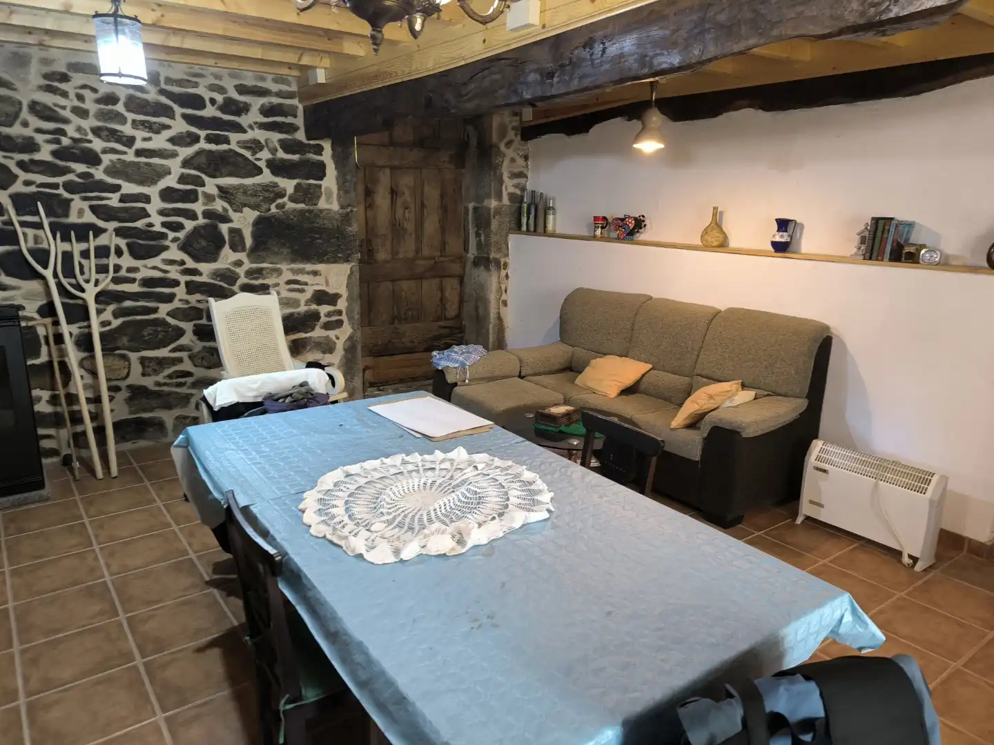 Casa o xalet en venda a Avenida Santiago, 116, A Estrada Sala d'estar de Casa o xalet en venda en A Estrada amb Calefacció, Jardí privat i Parquet