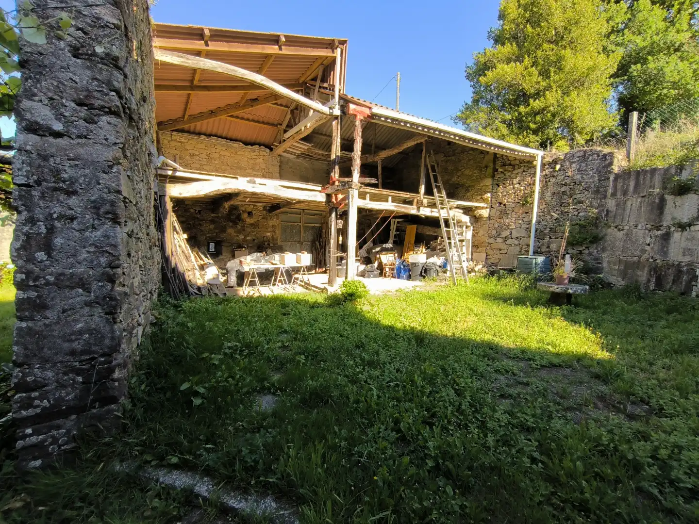 Casa o xalet en venda a Avenida Santiago, 116, A Estrada Vista exterior de Casa o xalet en venda en A Estrada amb Calefacció, Jardí privat i Parquet