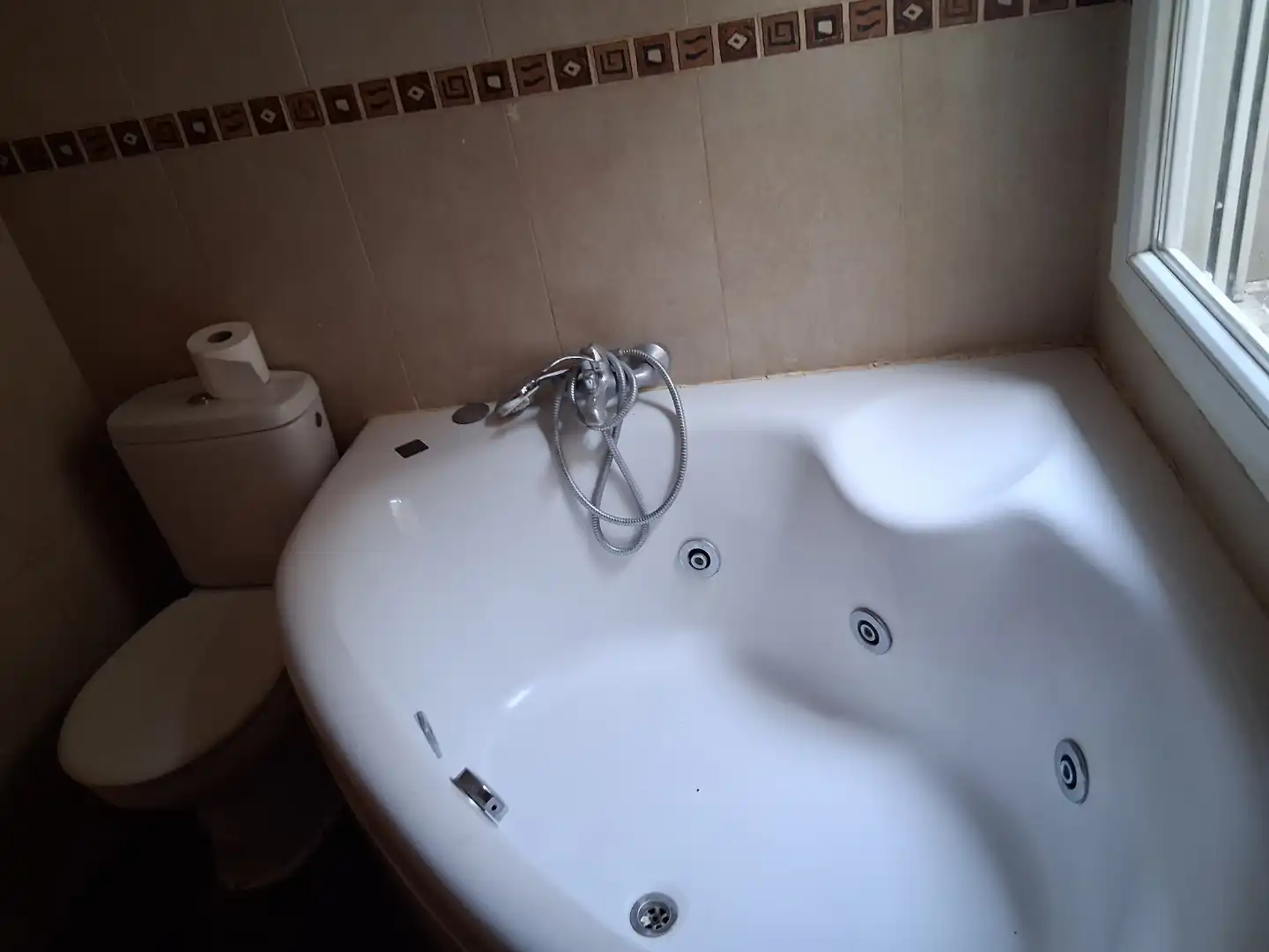 Bathroom of Flat for sale in  Teruel Capital