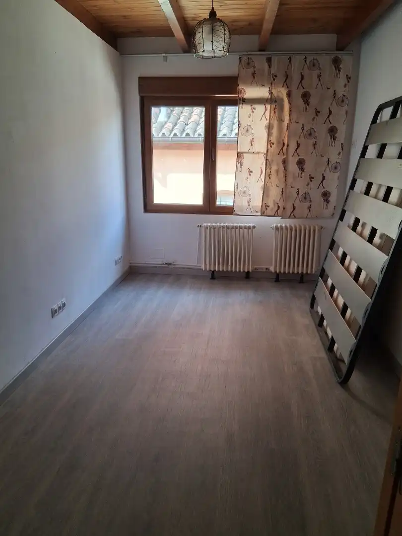 Flat for sale in  Teruel Capital