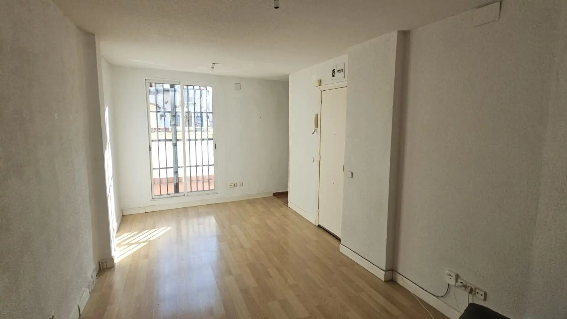 Dachboden zum Verkauf in Calle del Amparo, 41, Embajadores - Lavapiés Schlafzimmer von Dachboden zum Verkauf in Madrid Capital mit Klimaanlage und Terrasse