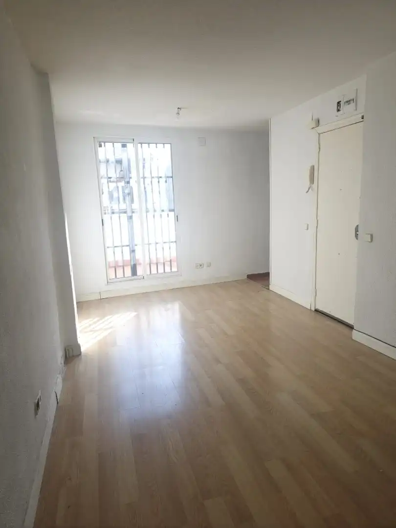 Dachboden zum Verkauf in Calle del Amparo, 41, Embajadores - Lavapiés Schlafzimmer von Dachboden zum Verkauf in Madrid Capital mit Klimaanlage und Terrasse