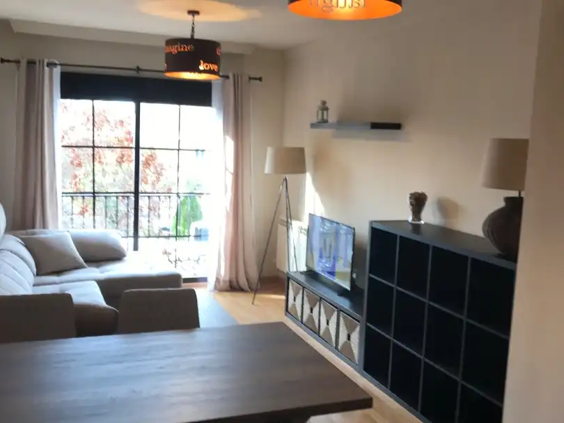 Sala d'estar de Pis de lloguer en Monachil amb Calefacció, Parquet i Traster