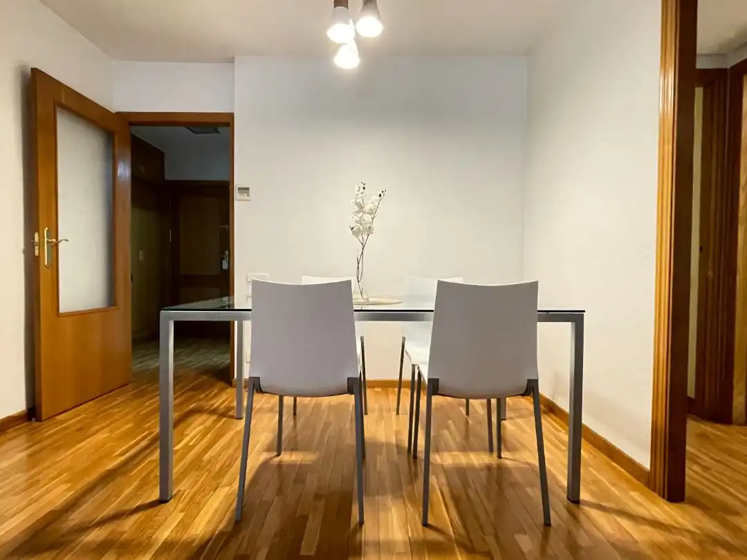 Flat for rent in Calle Jumilla, 16, El Carmen Dining room of Flat for rent in Murcia with Air Conditioner, Heating and Parquet flooring