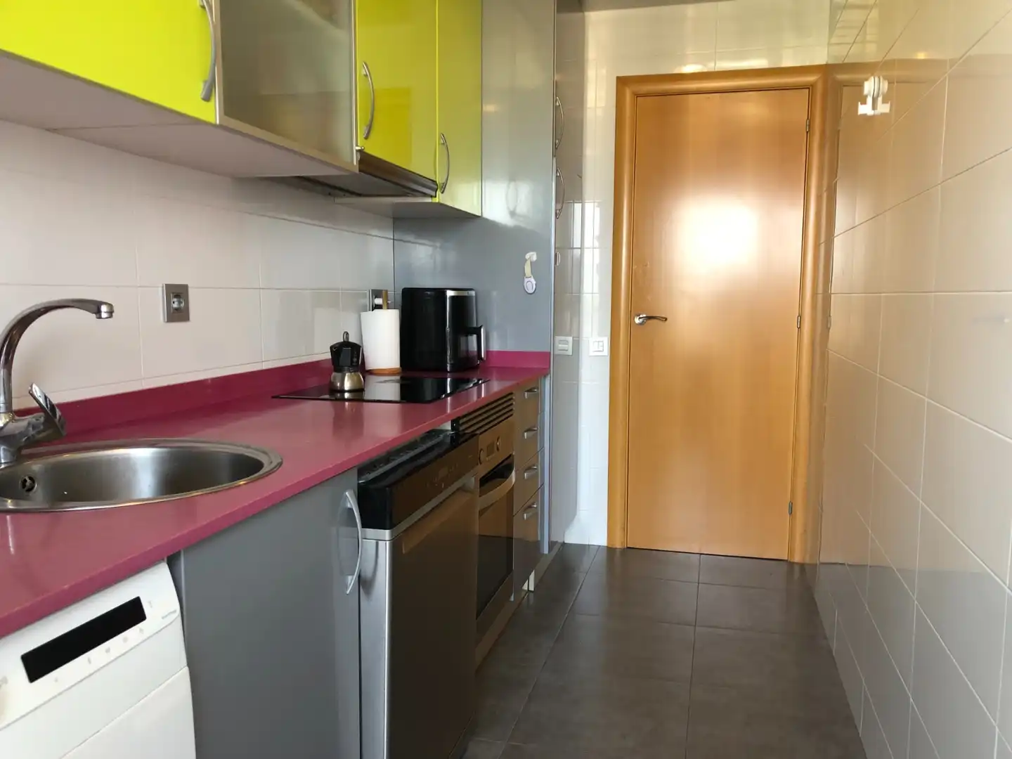 Piso de alquiler en Carrer de Cantàbria, 51, Sant Martí de Provençals Cocina de Piso de alquiler en Barcelona con Aire acondicionado, Calefacción y Parquet