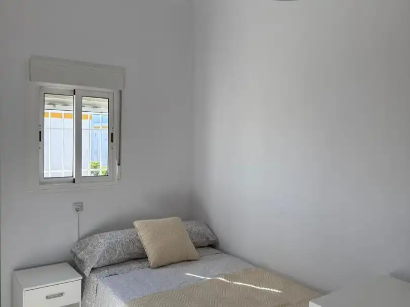 Bedroom of Flat for rent in Jerez de la Frontera  with Air Conditioner, Furnished and Balcony