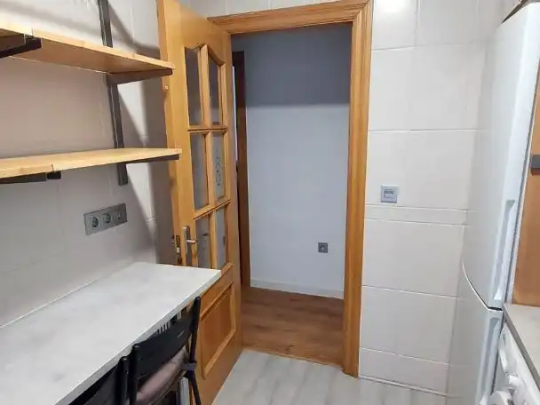 Pis de lloguer a Paseo de San Vicente, 2, Delicias Cuina de Pis de lloguer en Valladolid amb Calefacció, Parquet i Moblat