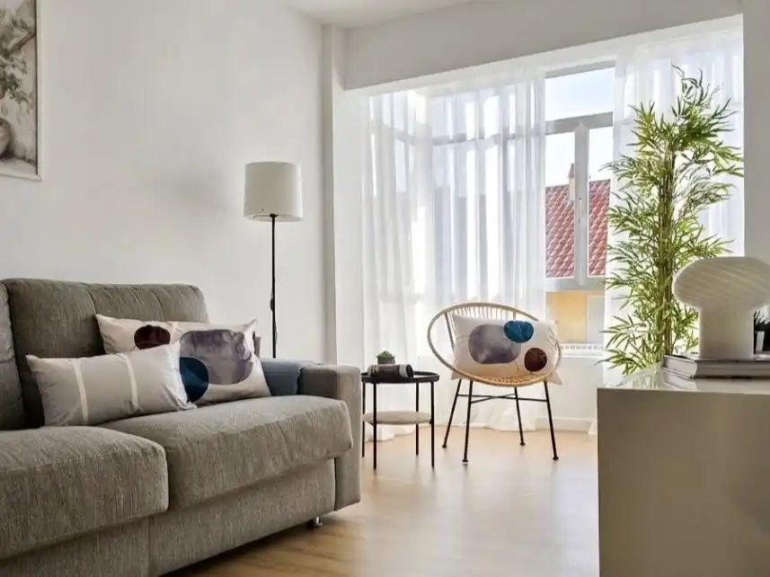 Sala de estar de Piso en venta en Laredo