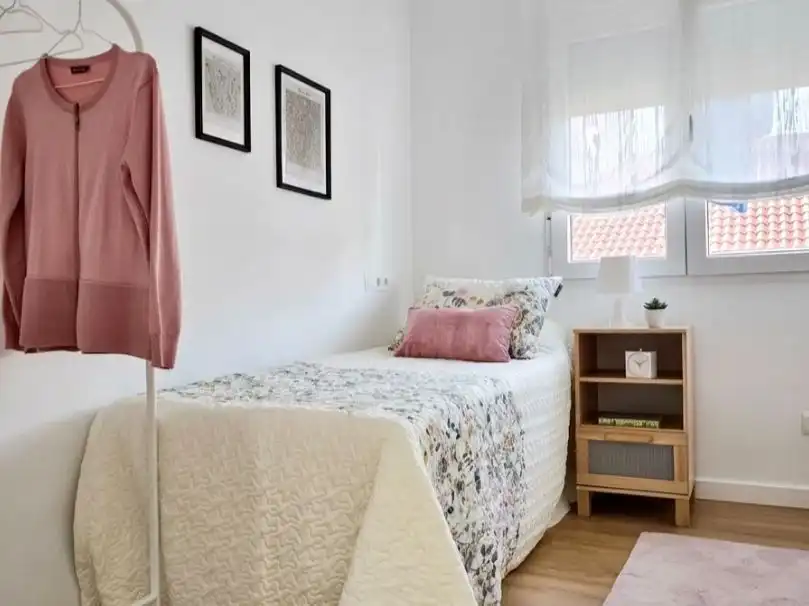 Habitación de Piso en venta en Laredo
