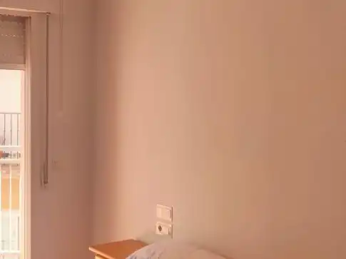 Habitación de Piso de alquiler en Murcia con Aire acondicionado, Calefacción y Trastero