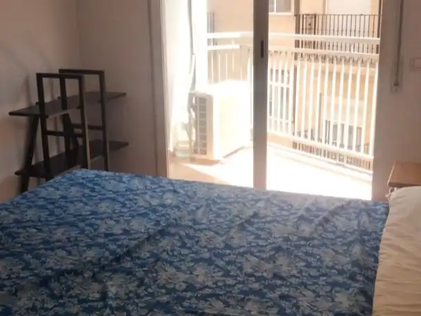 Habitación de Piso de alquiler en Murcia con Aire acondicionado, Calefacción y Trastero
