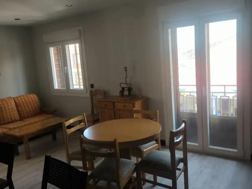 Flat for rent in Travesía Alto del León, 16, San Rafael