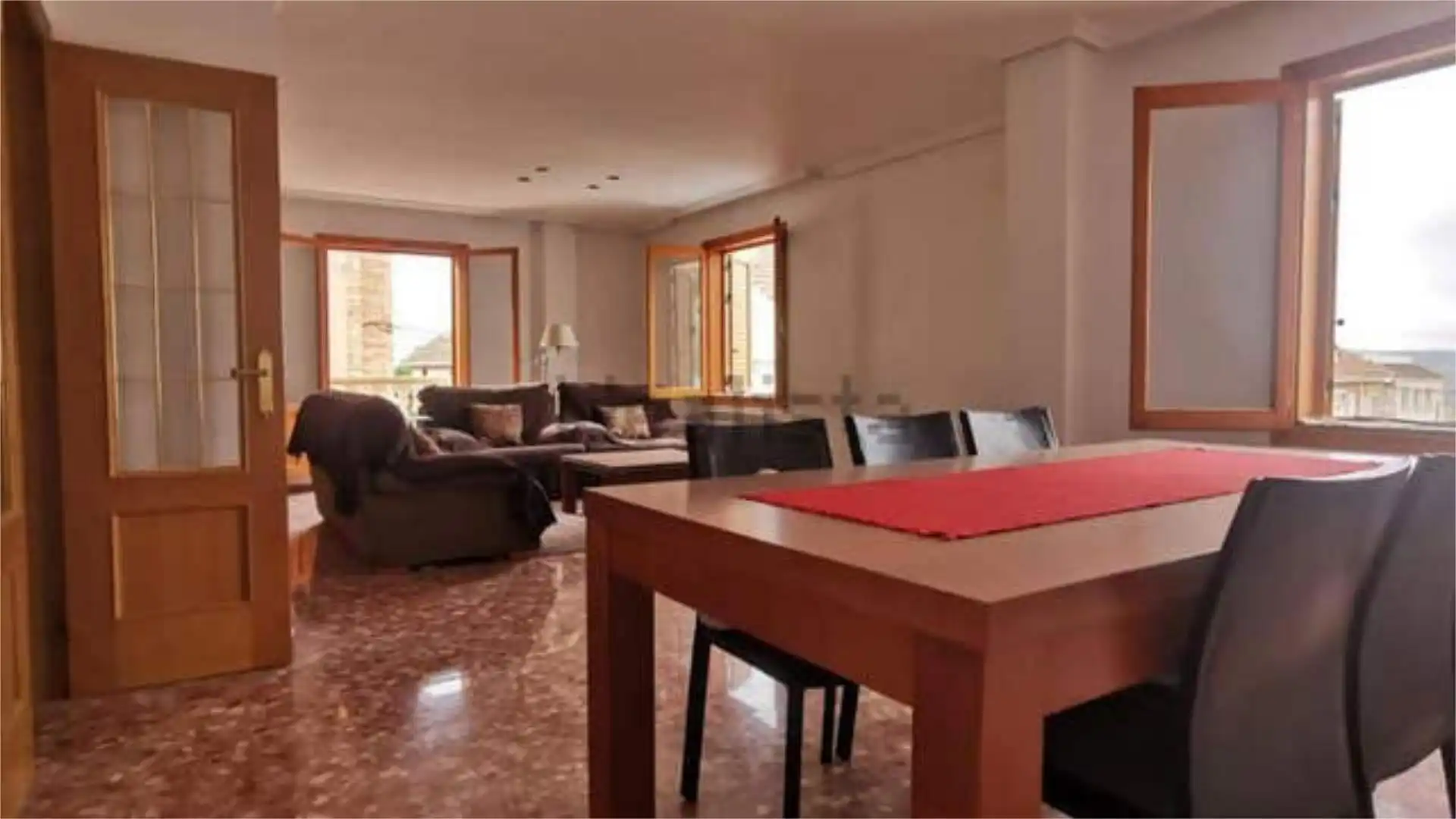Houses for sale in Requena Dining room of Houses for sale in Requena with Heating, Terrace and Storage room