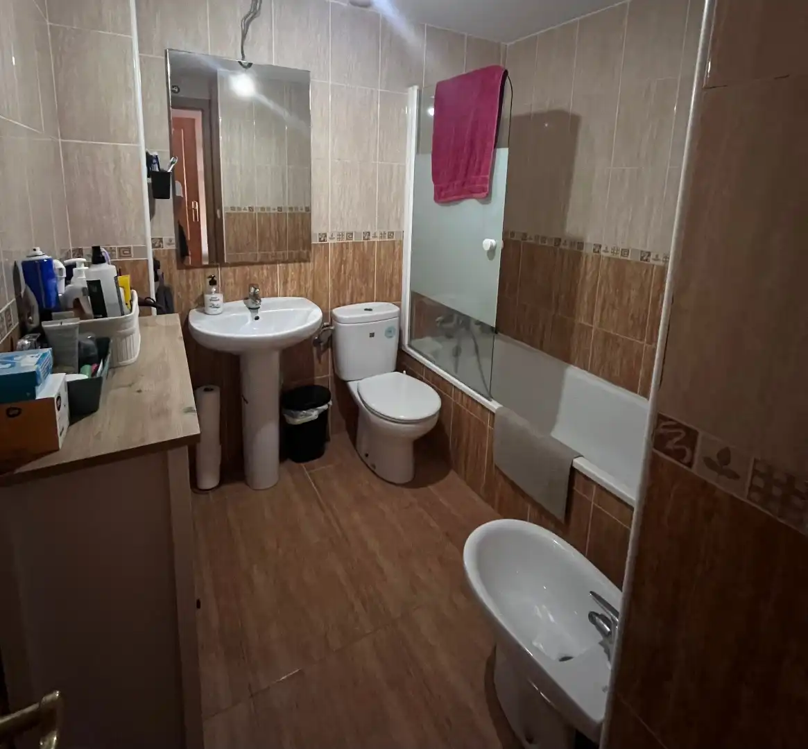 Flat for sale in Carrer Portal, 11, Onil Bathroom of Flat for sale in Onil with Terrace and Balcony