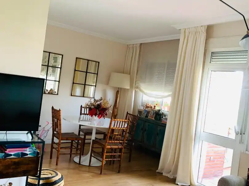 Flat for rent in Avenida de la Reina Mercedes, 19, Sector Sur - La Palmera - Reina Mercedes