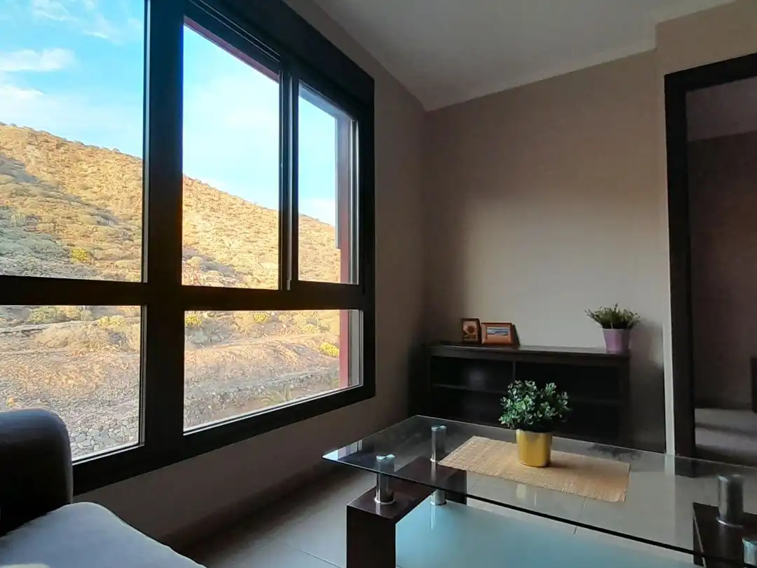 Wohnzimmer von Dachboden zur Miete in Arona mit Privatgarten, Terrasse und Abstellraum