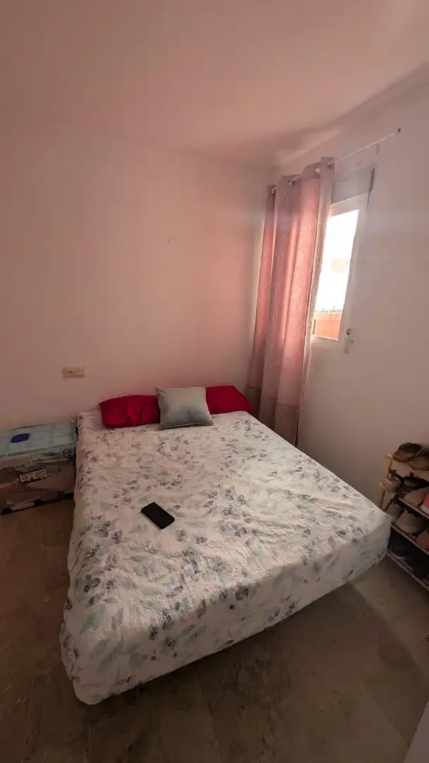 Habitación de Piso de alquiler en Cenes de la Vega con Amueblado