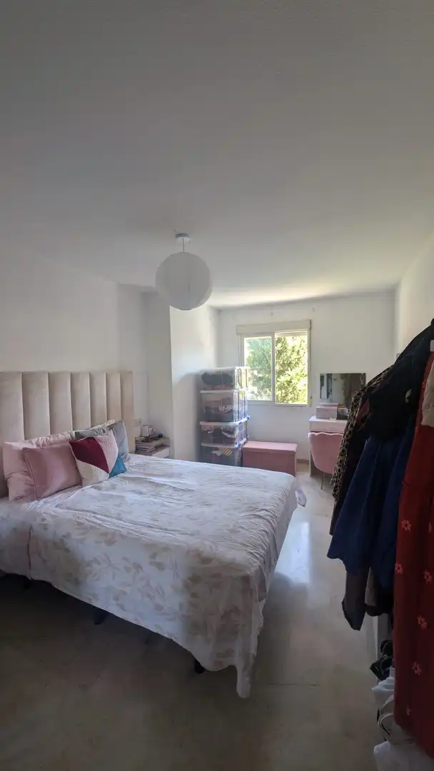 Habitación de Piso de alquiler en Cenes de la Vega con Amueblado