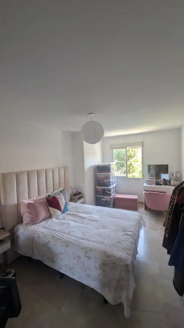 Habitación de Piso de alquiler en Cenes de la Vega con Amueblado