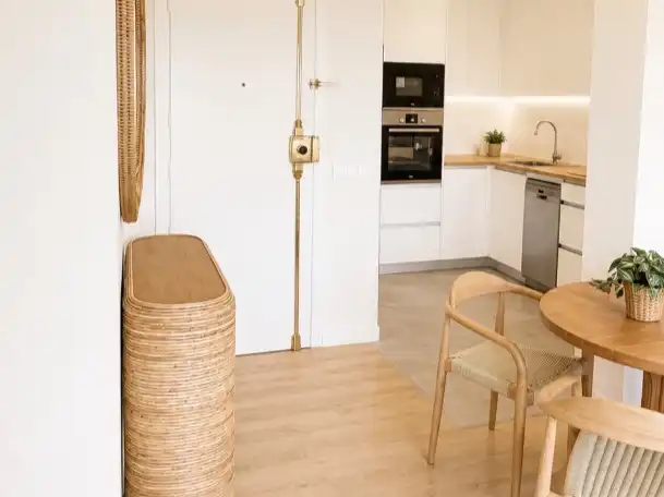 Wohnung zur Miete in Calle de Mauricio Legendre, Castilla