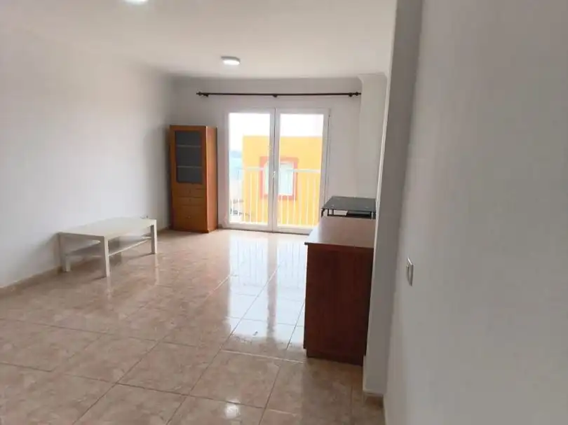 Flat for rent in Calle Alcalde José González, 60, Cardones