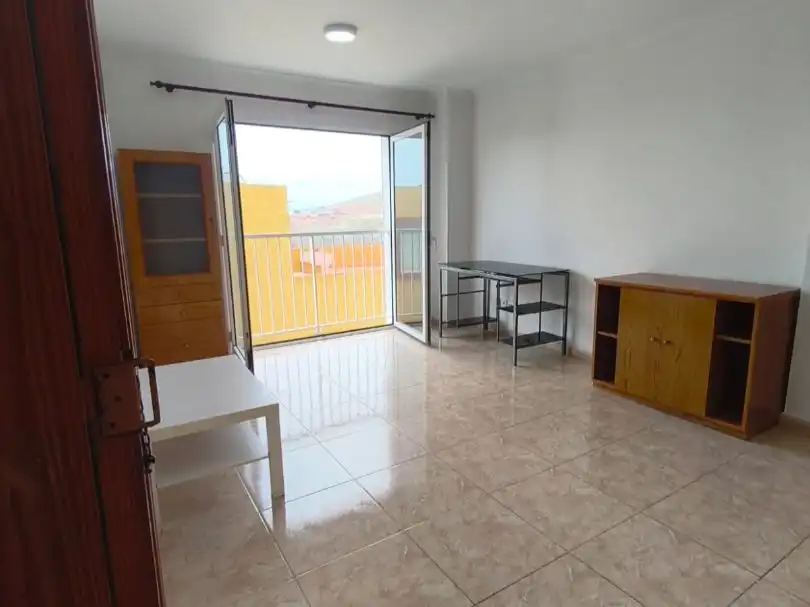 Flat for rent in Calle Alcalde José González, 60, Cardones
