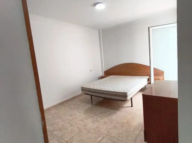 Flat for rent in Calle Alcalde José González, 60, Cardones