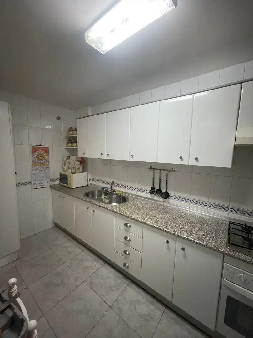 Piso de alquiler en Avenida Constitución, 3, Oeste Cocina de Piso de alquiler en Mérida con Aire acondicionado, Calefacción y Trastero