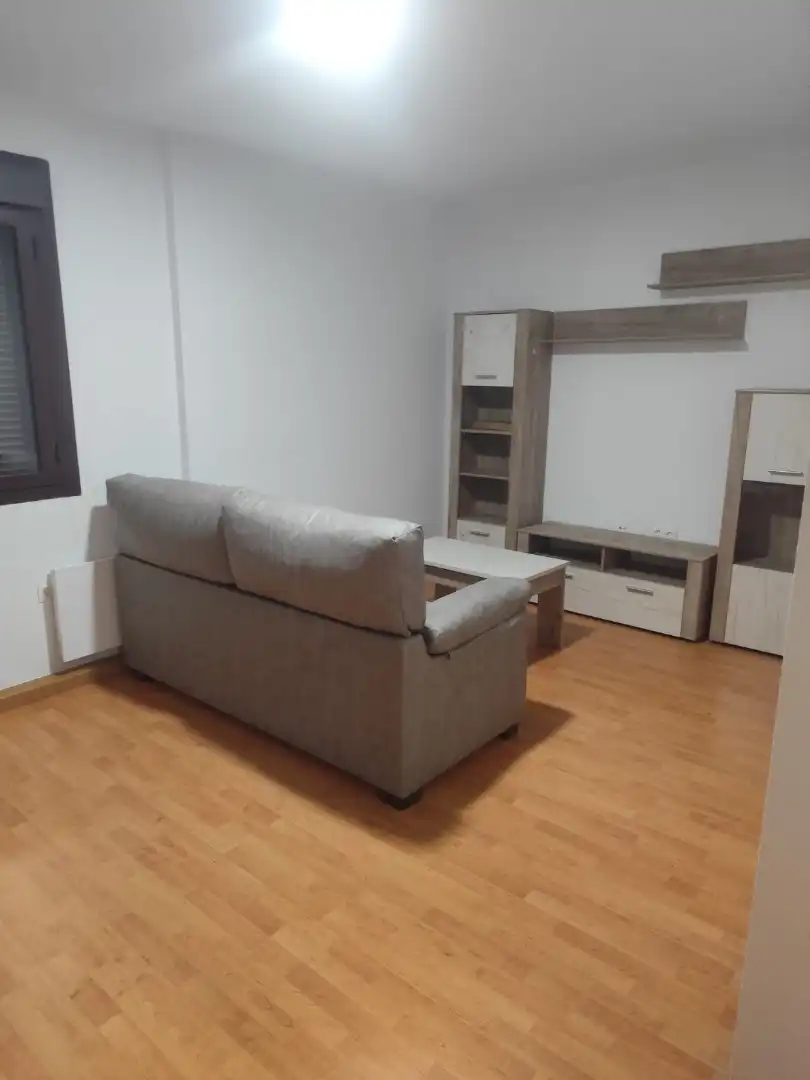 Sala d'estar de Pis de lloguer en Huecas amb Calefacció, Parquet i Traster