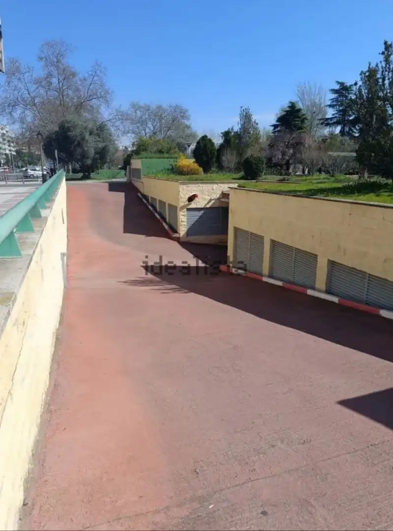 Parkplatz von Garage zur Miete in Alcorcón